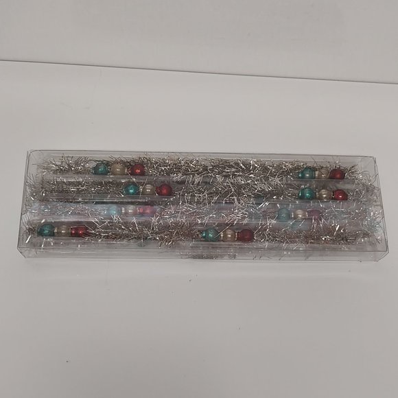 Vintage Style Patriotic Red, White, Blue Tinsel Garland with Glass Beads - Picture 4 of 5